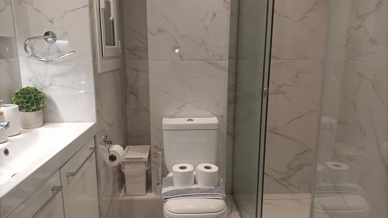 Photo of Bathroom in Neos Kosmos