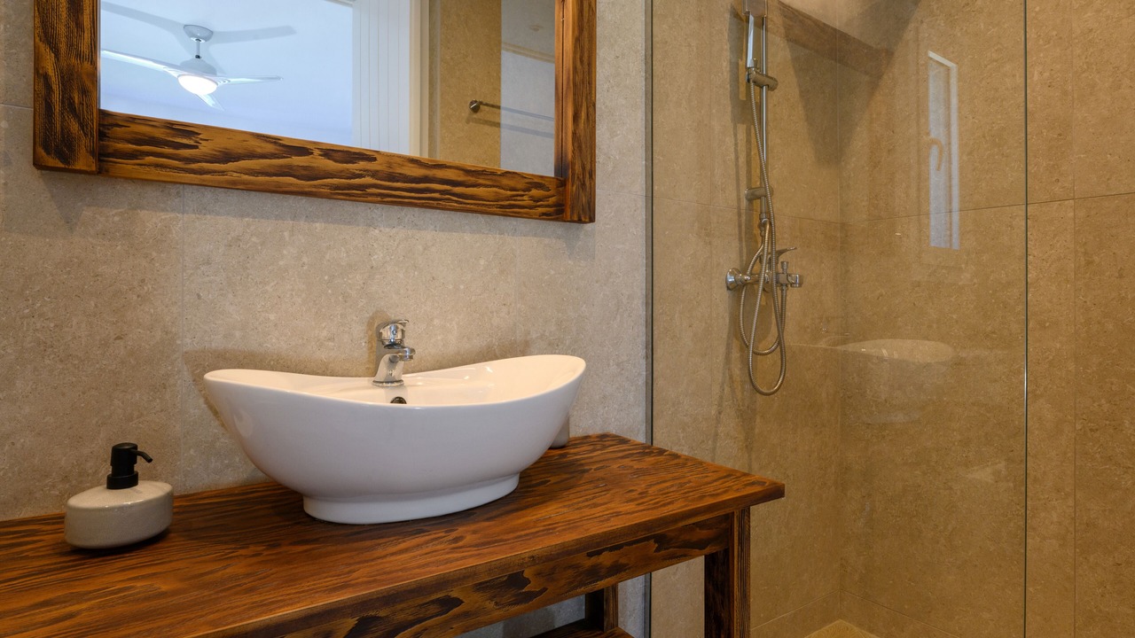 Photo of Bathroom in Petriti