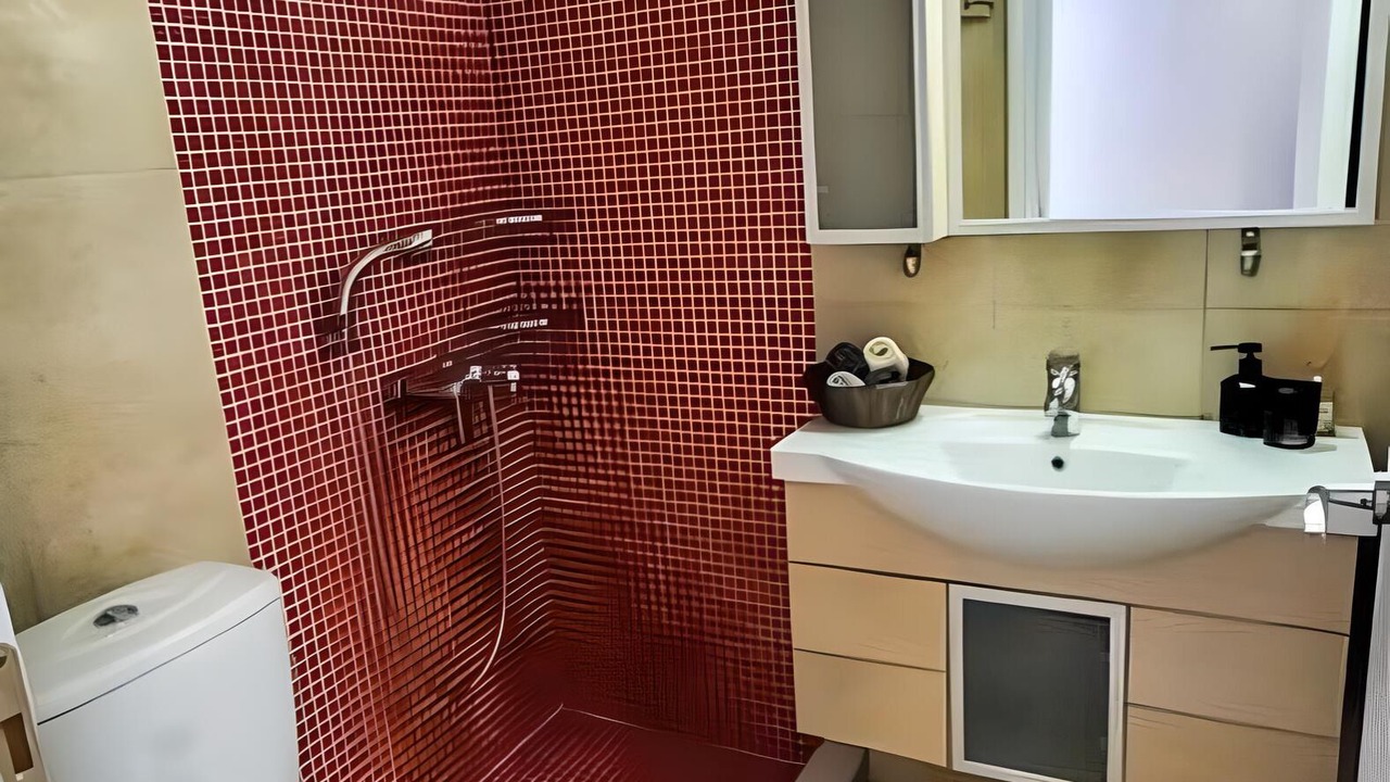 Photo of Bathroom in Vari