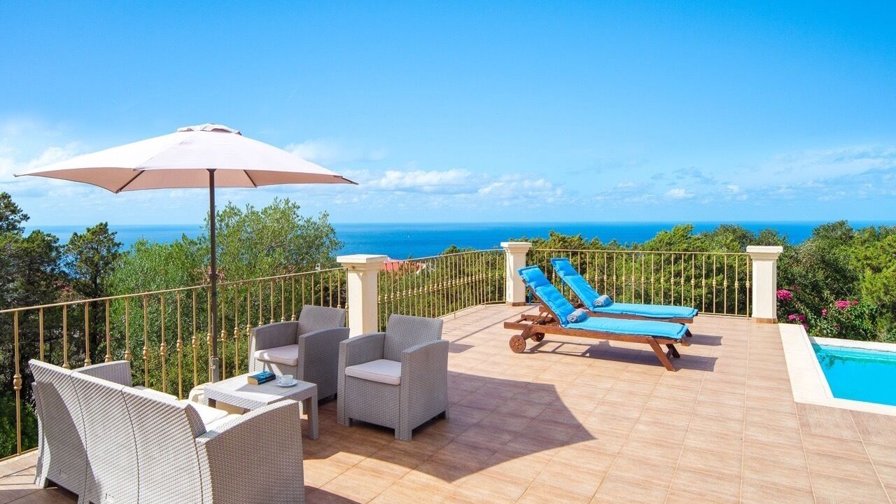 Photo of Patio Balcony in Antipata