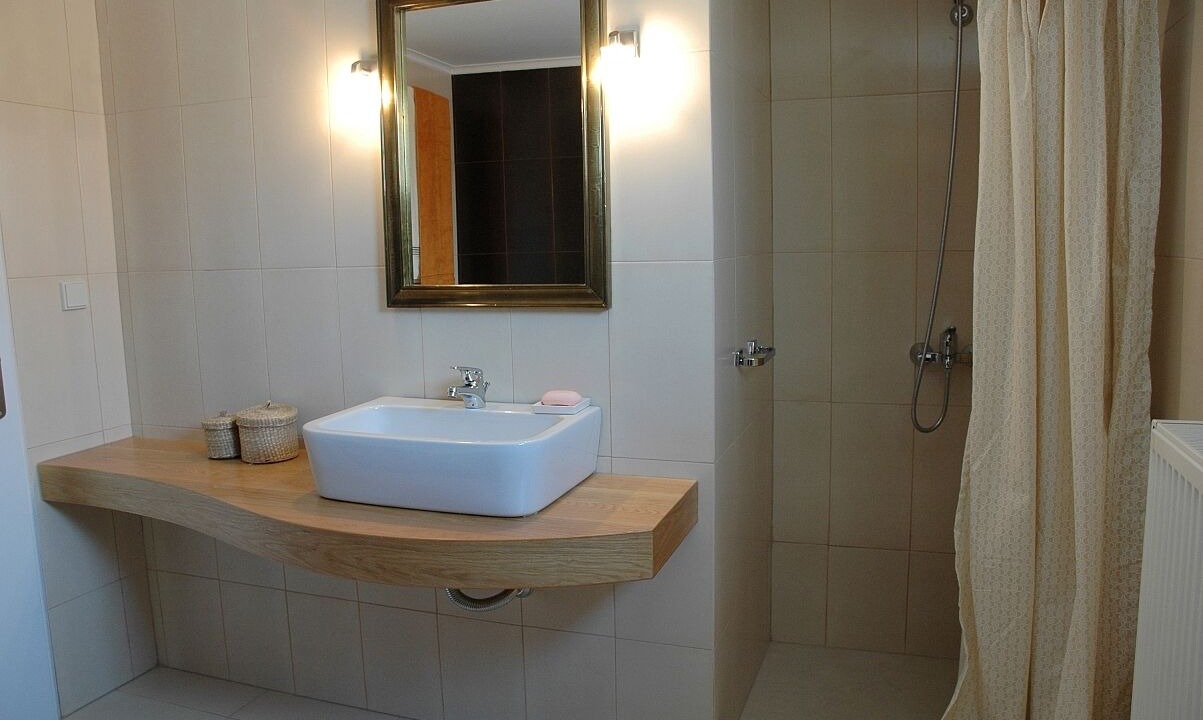 Photo of Bathroom in Armenoi