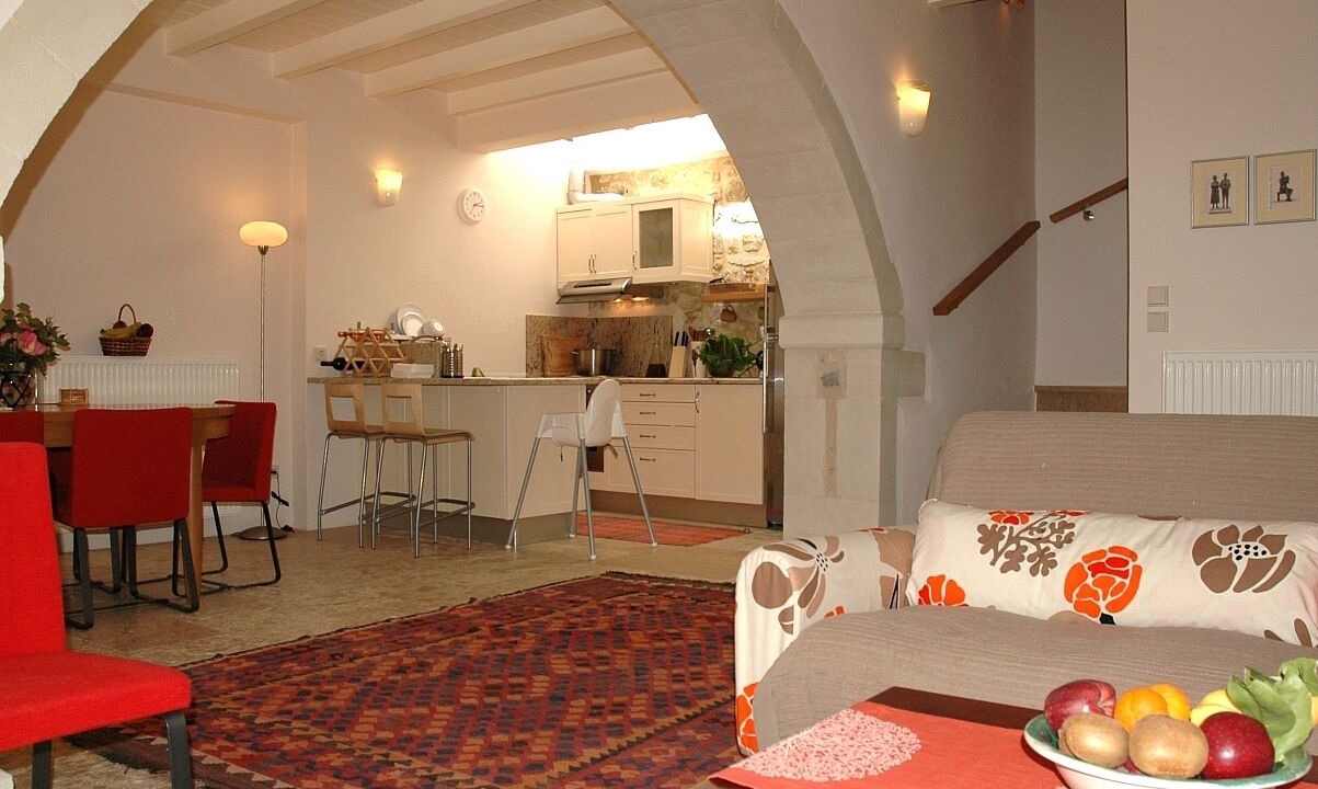 Photo of Livingroom in Armenoi