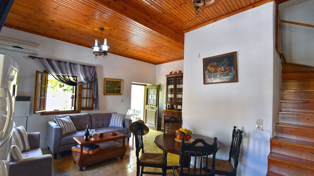 Photo of Livingroom in Antipernoi