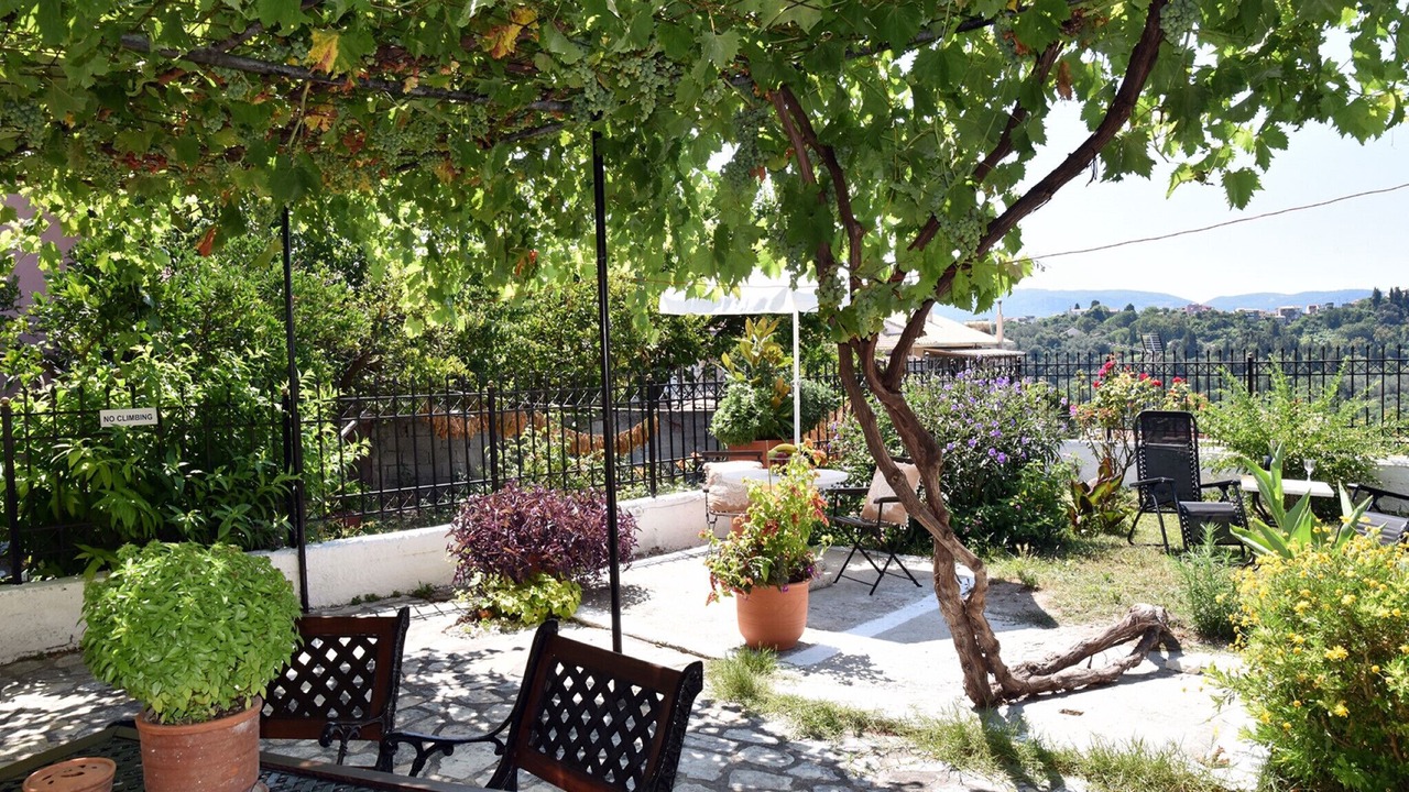 Photo of Outdoor in Antipernoi