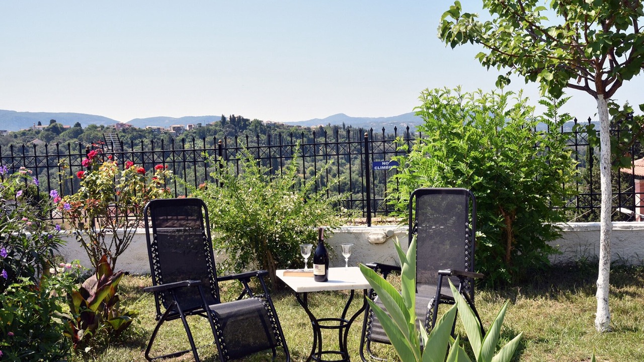 Photo of Outdoor in Antipernoi