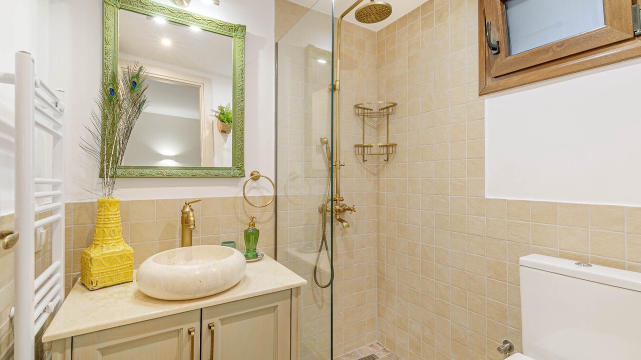 Photo of Bathroom in Doukades