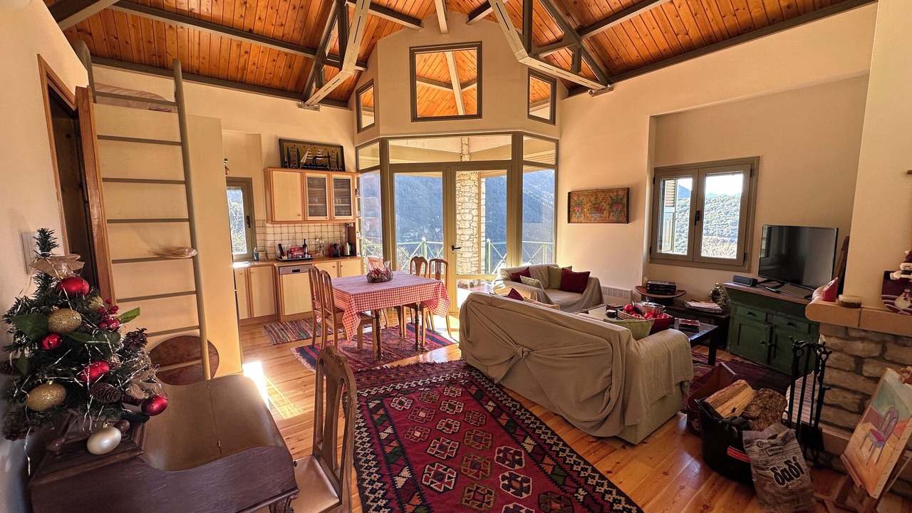 Photo of Livingroom in Kalavrita
