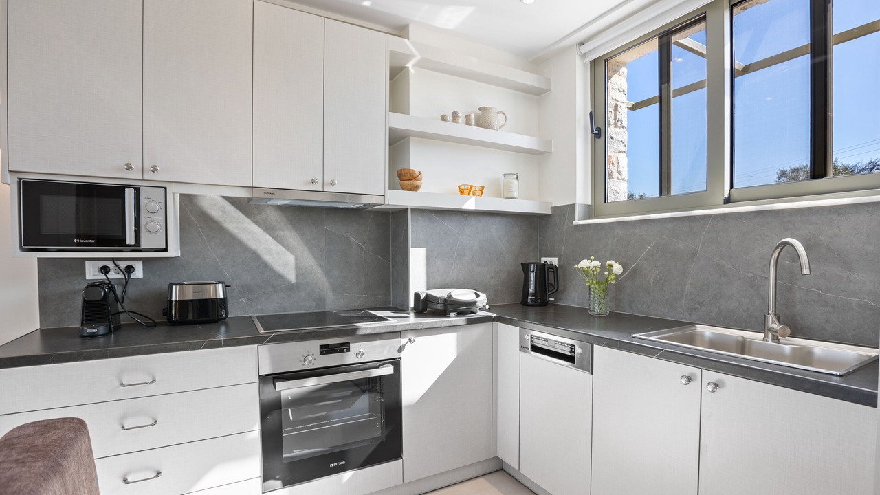 Photo of Kitchen in Pyrgos Psilonerou