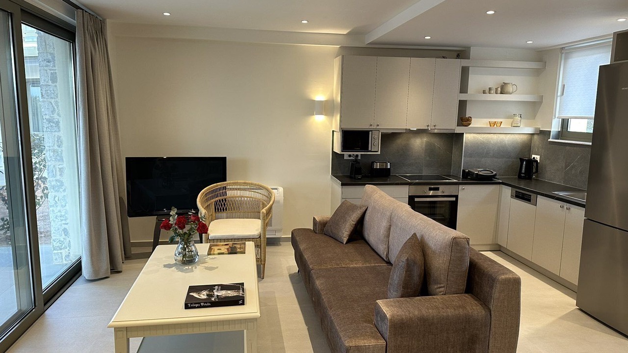 Photo of Livingroom in Pyrgos Psilonerou