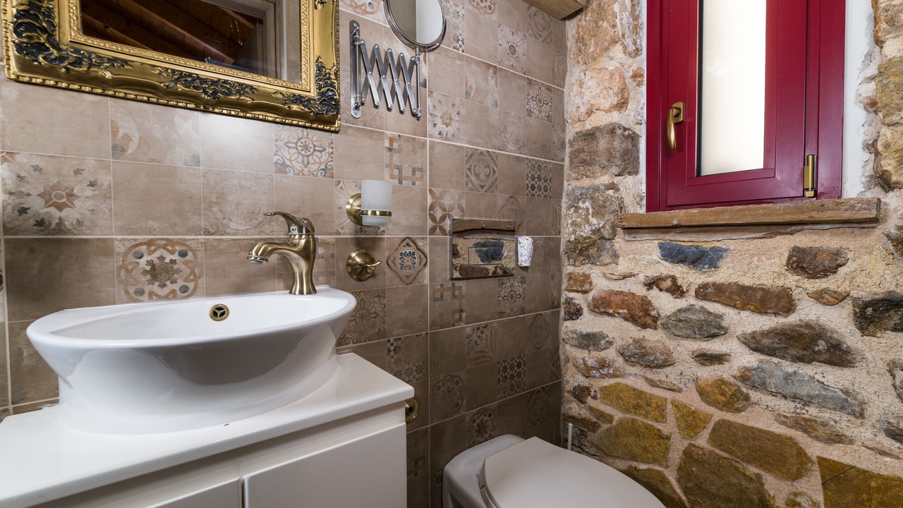 Photo of Bathroom in Spata-Artemida