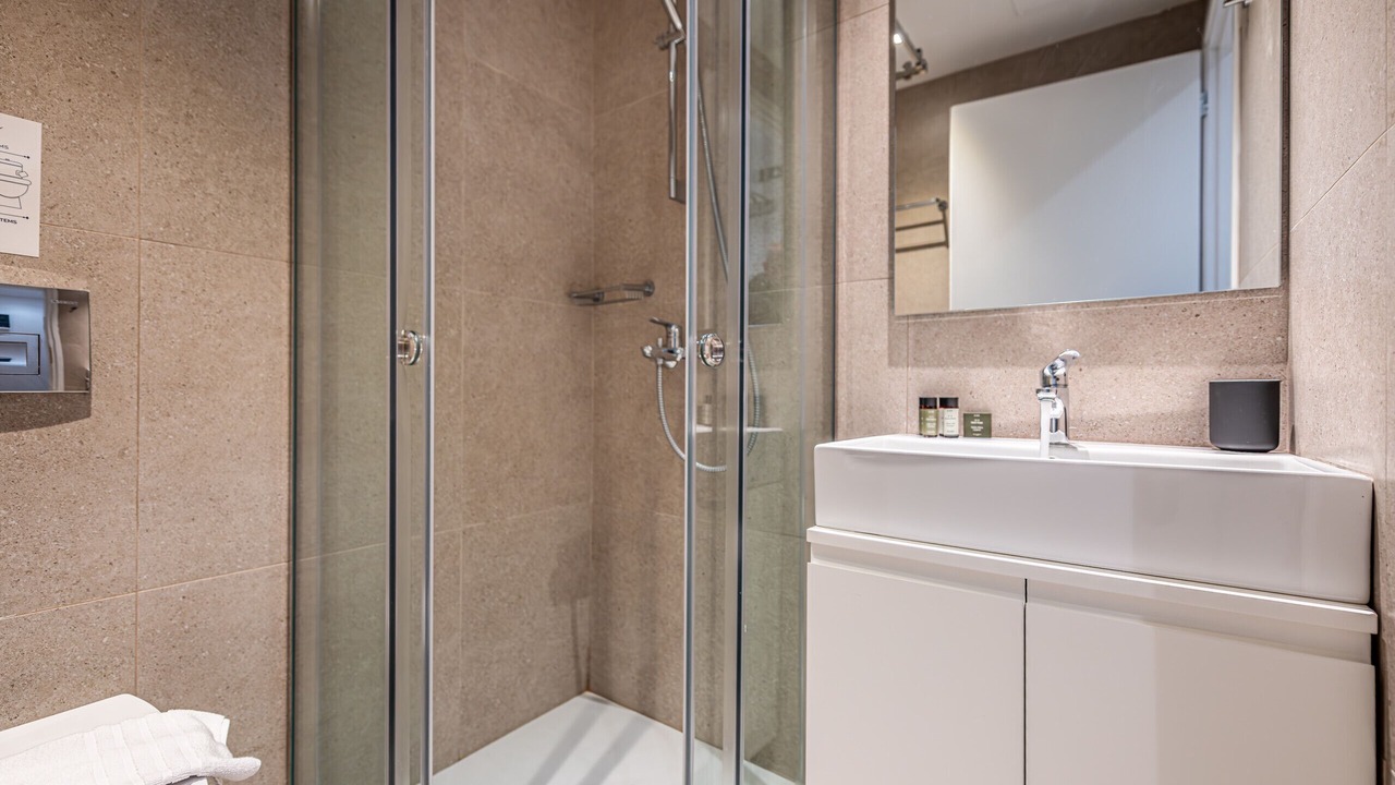 Photo of Bathroom in Ampelokipoi