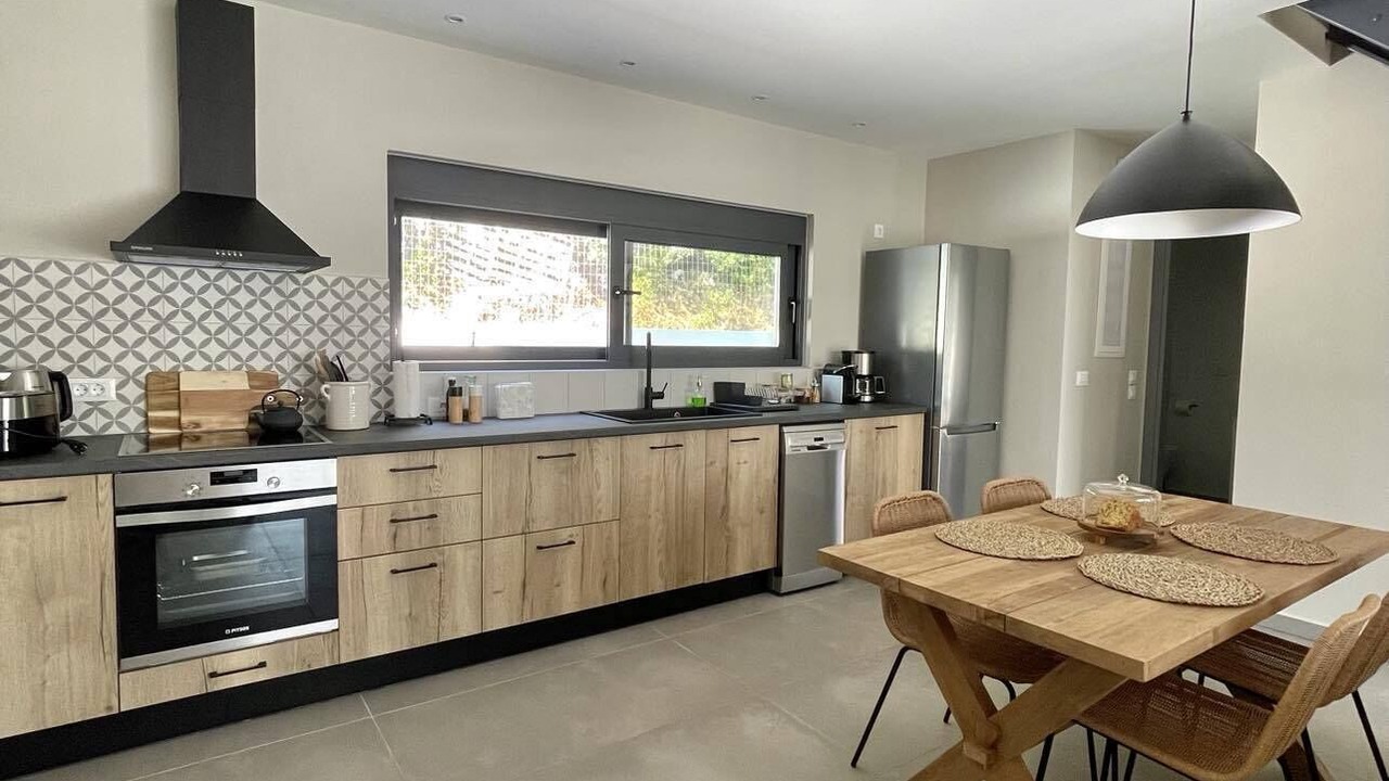 Photo of Kitchen in Dhrakata
