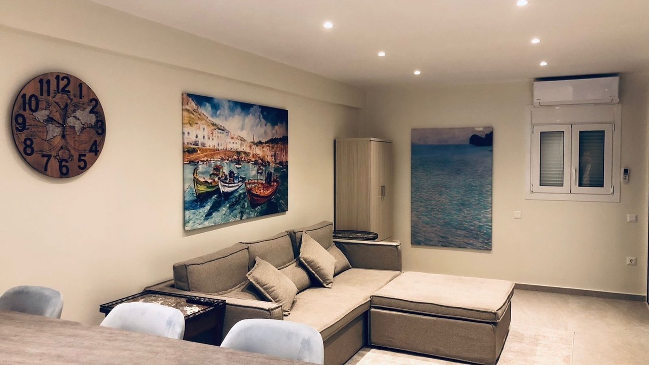 Photo of Livingroom in Glyfada