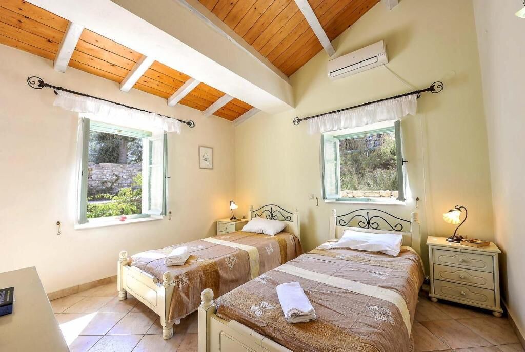Photo of Bedroom in Koutsi