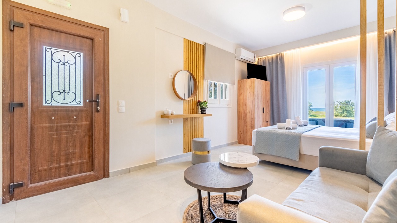 Photo of Bedroom in Almiros Beach