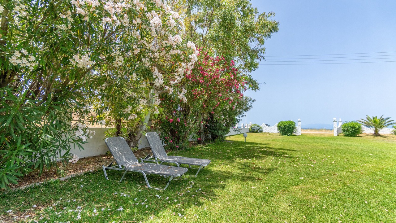 Photo of Patio Balcony in Almiros Beach