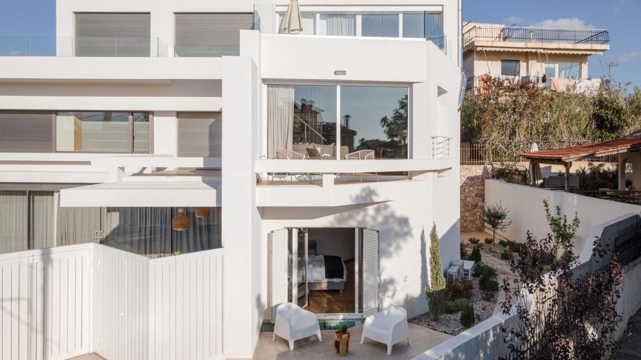 Photo of Outdoor in Voula