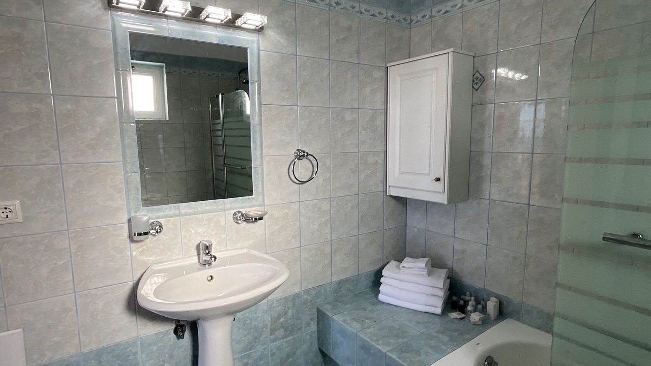 Photo of Bathroom in Ratzakli