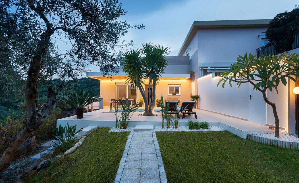 Photo of Patio Balcony in Platanias Town