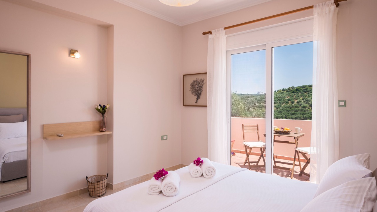 Photo of Bedroom in Platanias Town
