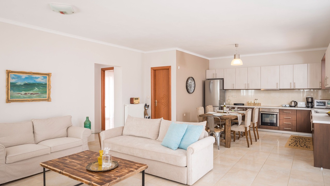 Photo of Livingroom in Platanias Town