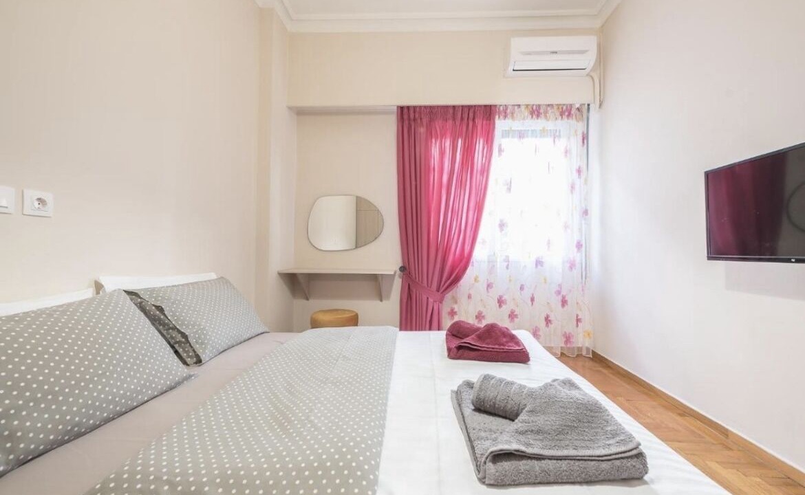 Photo of Bedroom in Ampelokipoi