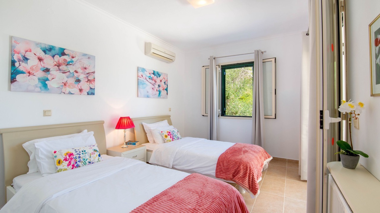 Photo of Bedroom in Katsimatika