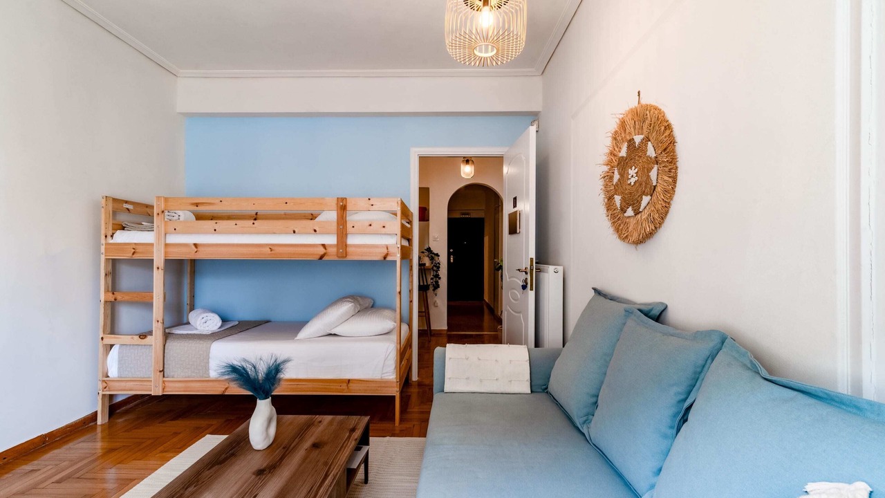 Photo of Livingroom in Exarhia