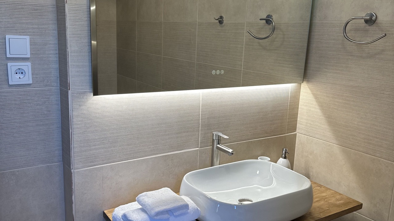 Photo of Bathroom in Kerameikos
