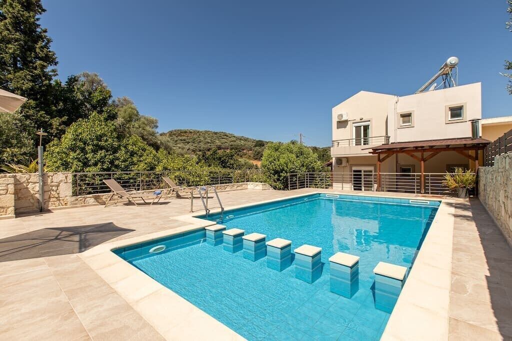 Photo of Outdoor in Vatolakkos