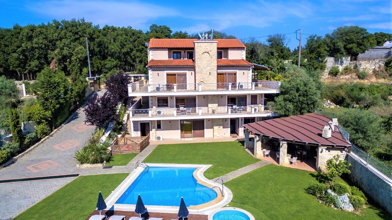 Photo of Outdoor in Kaloniktis