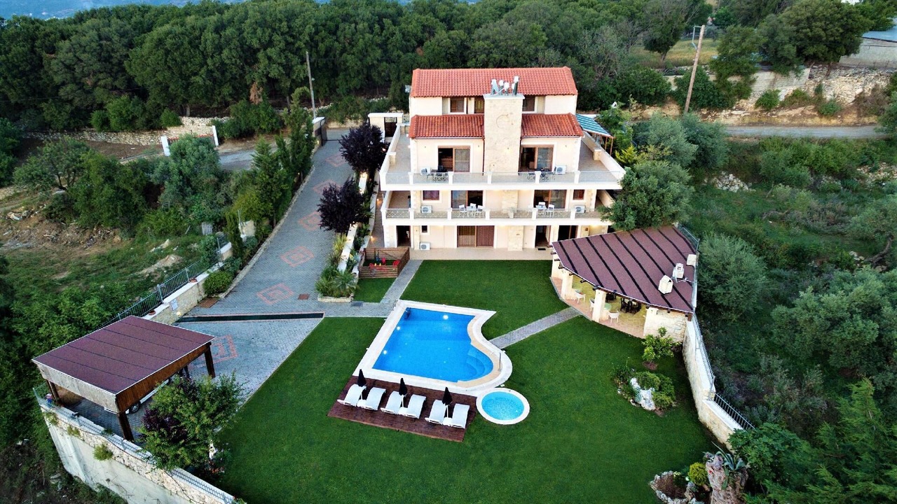Photo of Outdoor in Kaloniktis