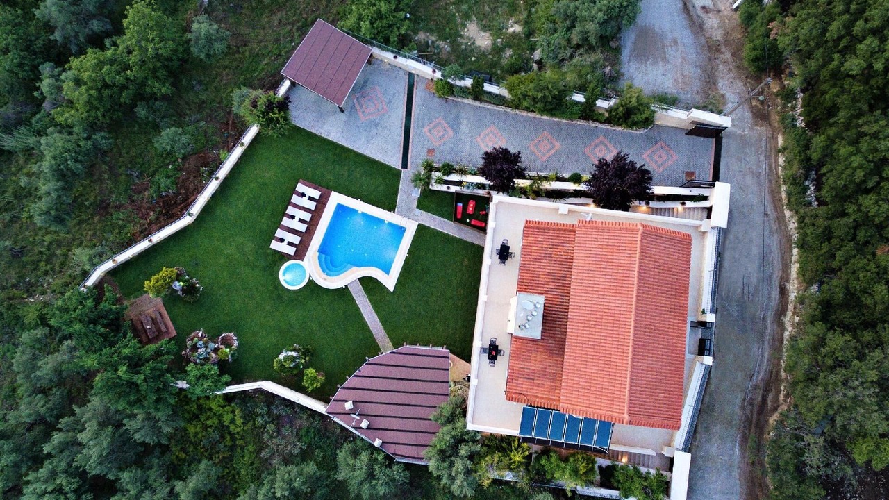 Photo of Outdoor in Kaloniktis