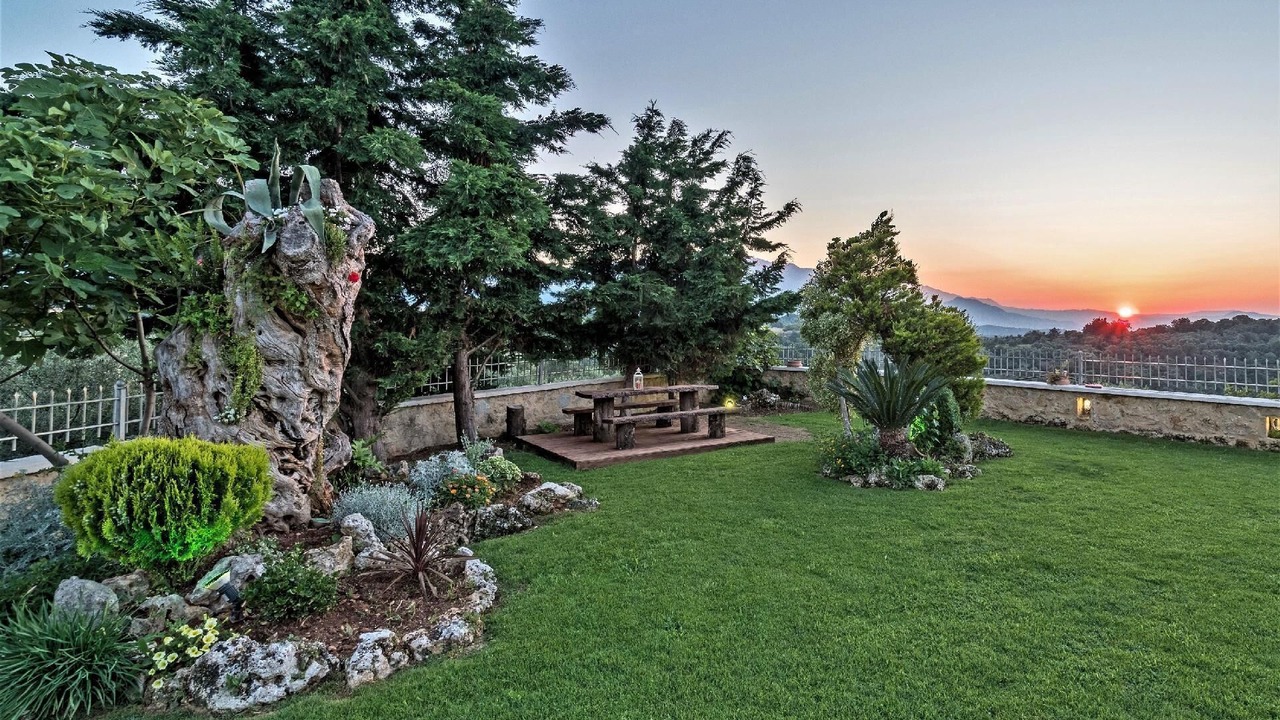 Photo of Outdoor in Kaloniktis