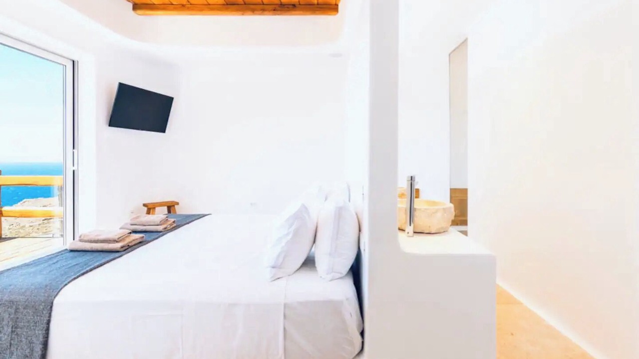 Photo of Bedroom in Houlakia