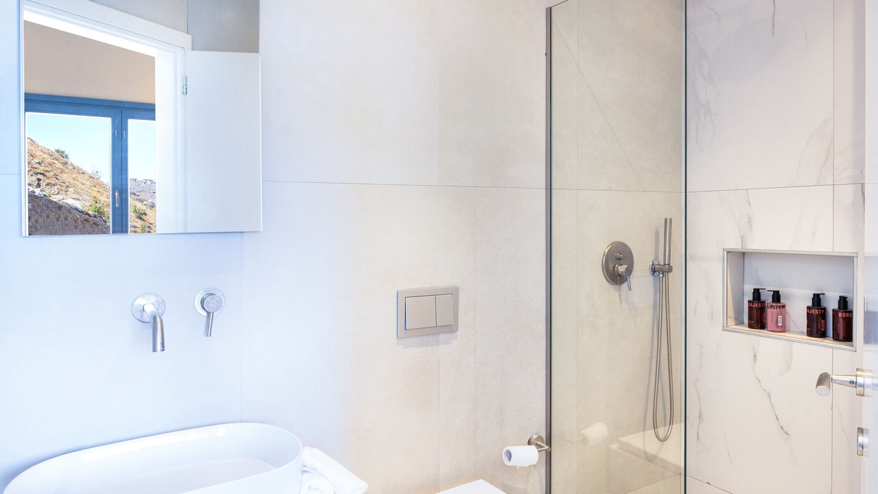 Photo of Bathroom in Kanalia