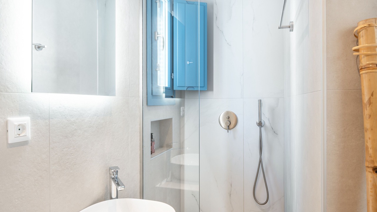 Photo of Bathroom in Kanalia