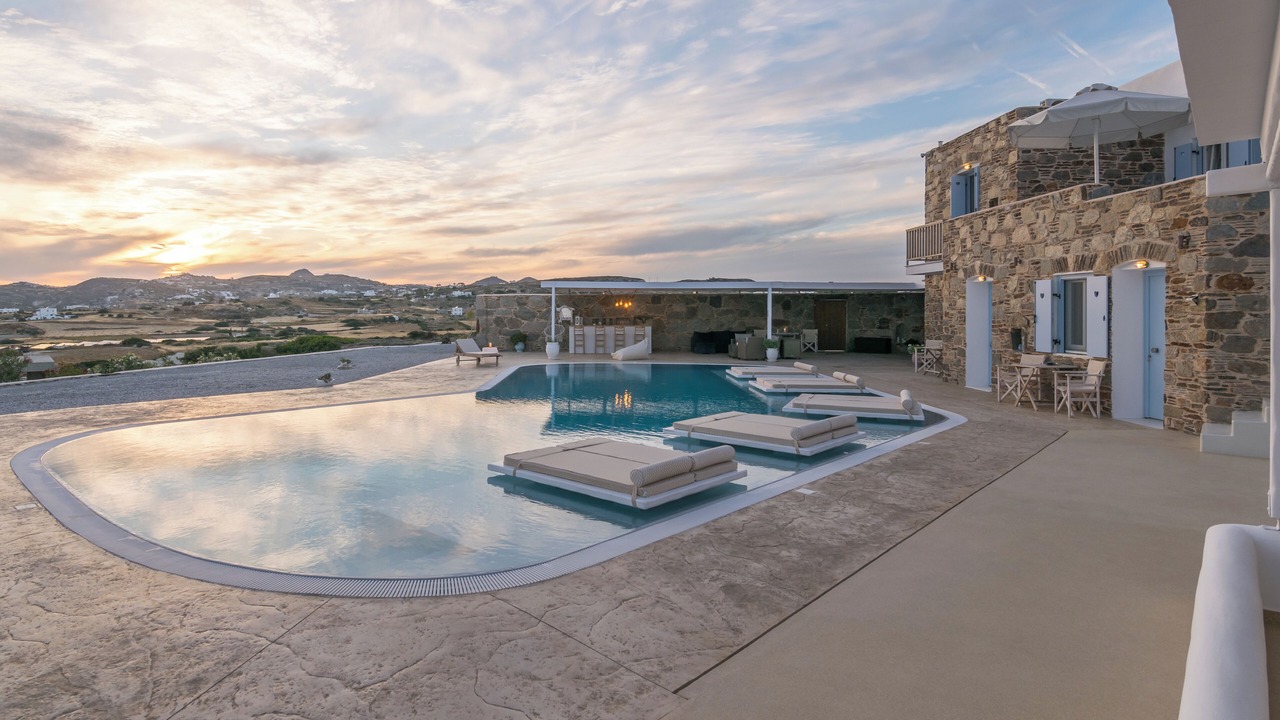 Photo of Outdoor in Adamas