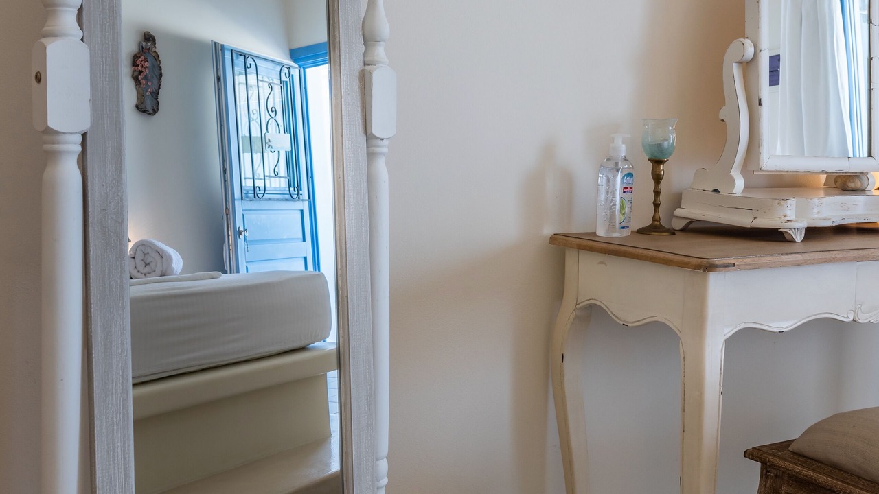 Photo of Bedroom in Adamas
