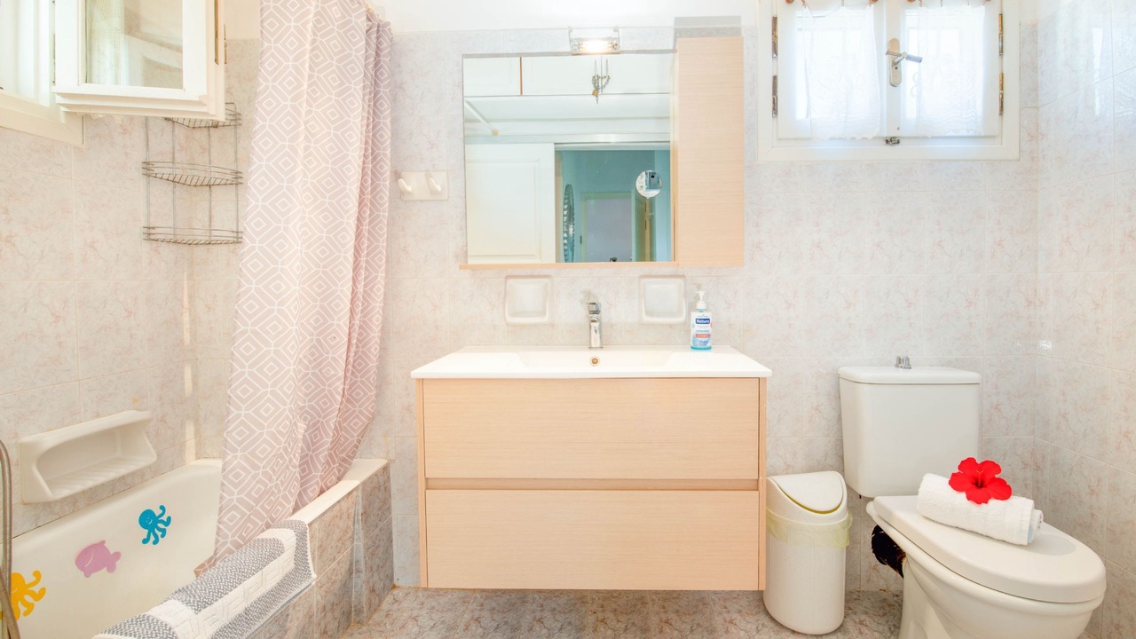 Photo of Bathroom in Koutsi