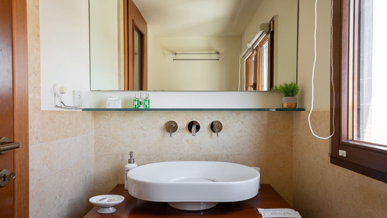 Photo of Bathroom in Anavyssos