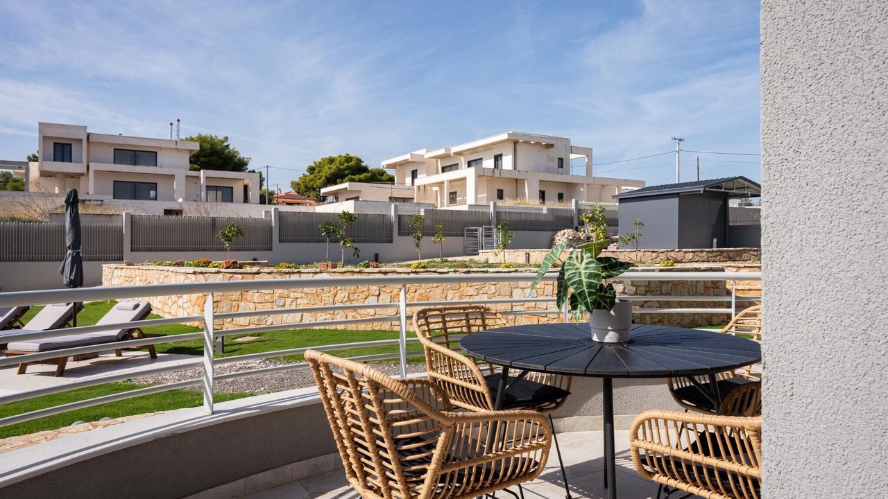 Photo of Patio Balcony in Isthmia