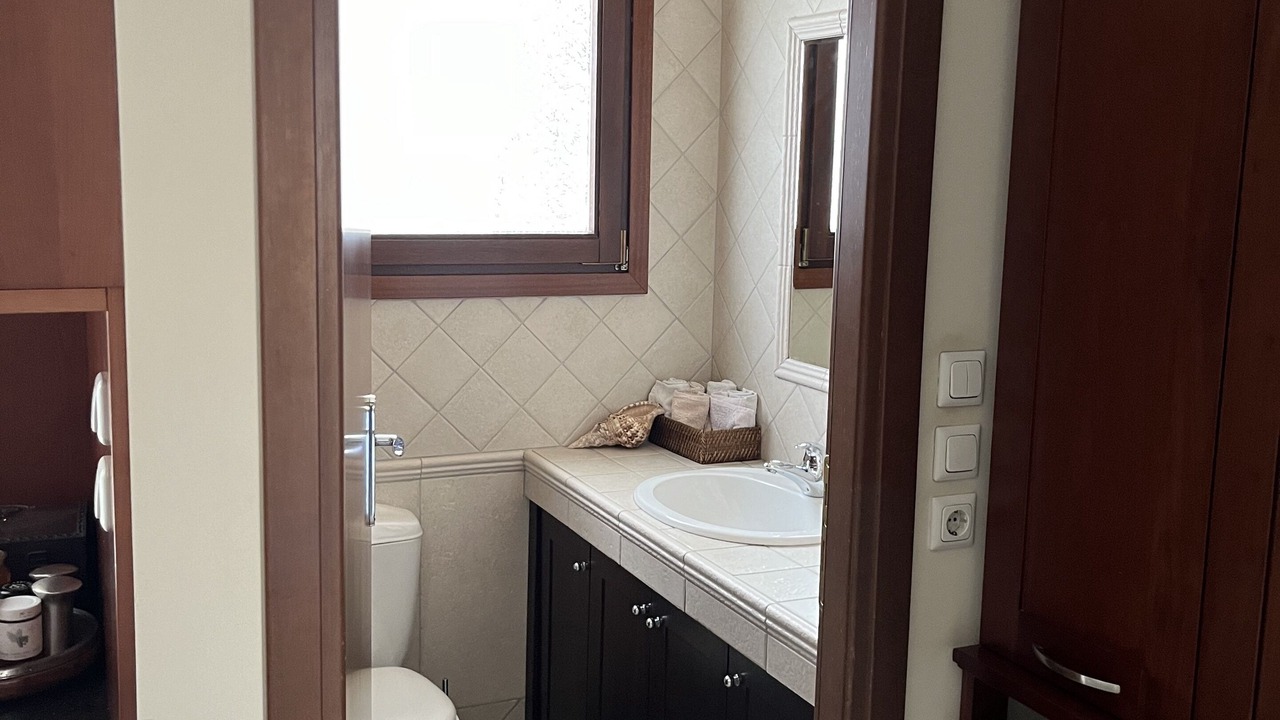 Photo of Bathroom in Vouliagmeni