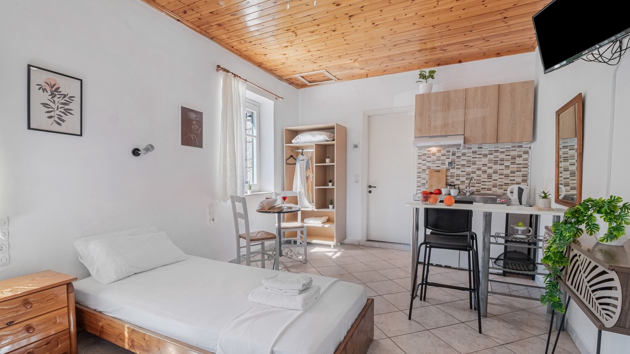 Photo of Bedroom in Drimonas