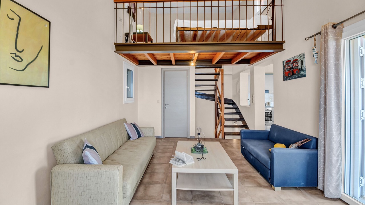 Photo of Livingroom in Drimonas