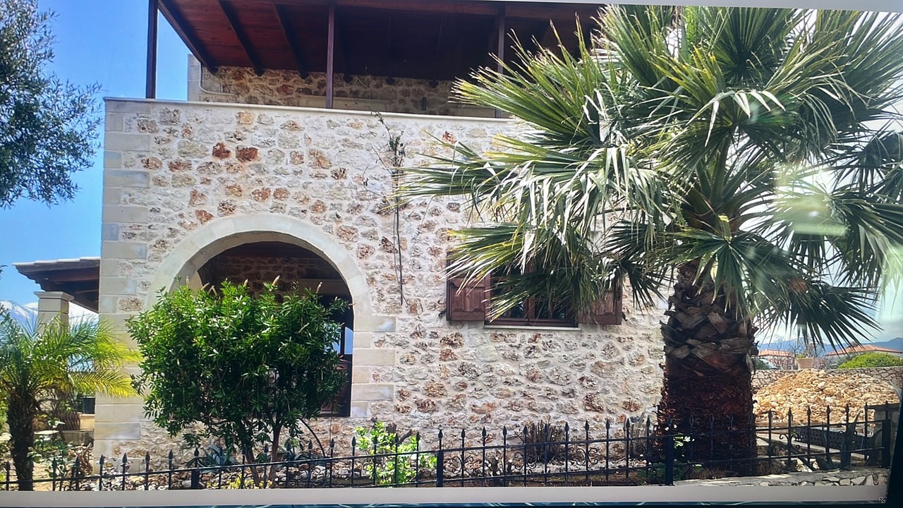 Photo of Outdoor in Makhairoi