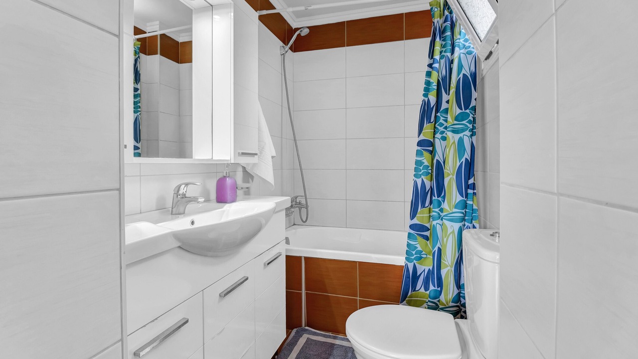 Photo of Bathroom in Pondi