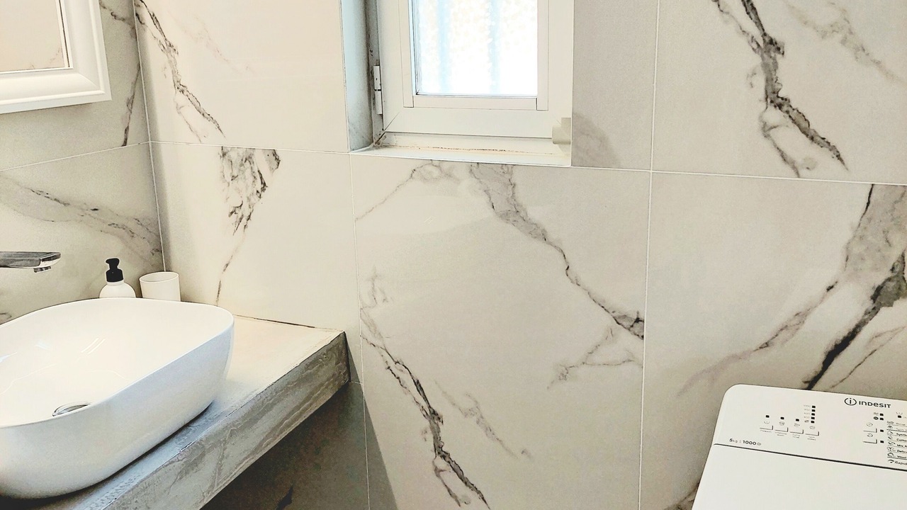 Photo of Bathroom in Drios