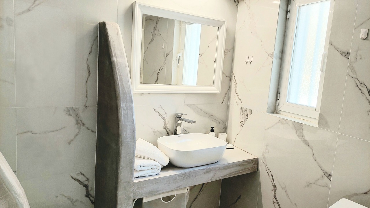 Photo of Bathroom in Drios