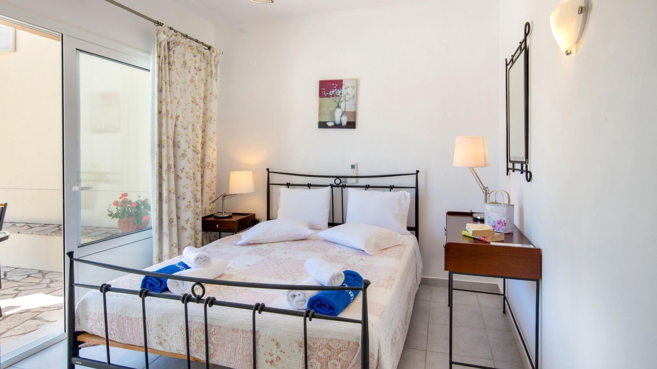 Photo of Bedroom in Koutsi
